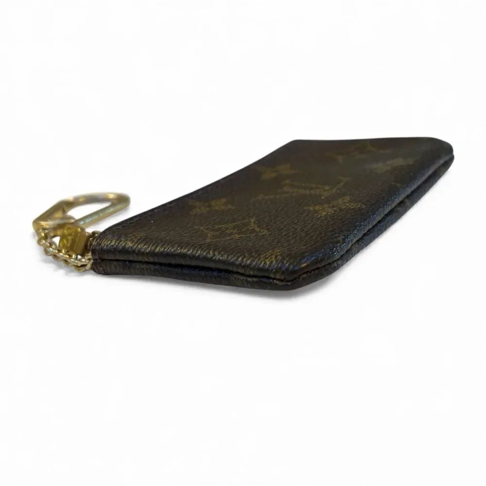 LOUIS VUITTON Classic LV Monogram Keychain Coin Pouch - Picture 7 of 8